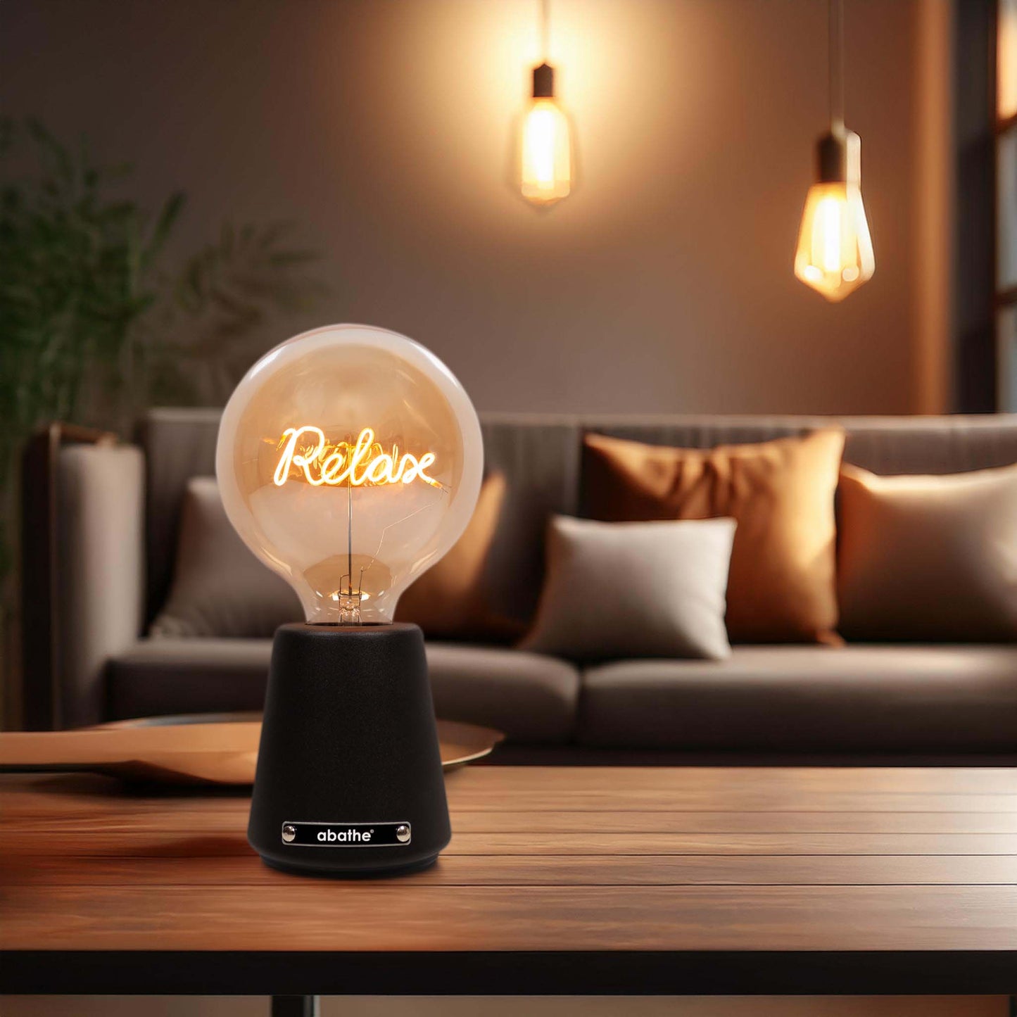 Lampe auf einem Tisch